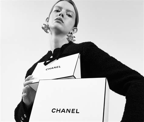 chanel cosmetics uk customer service|Chanel UK official.